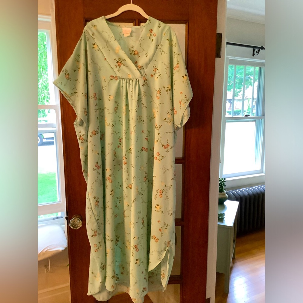 Simply basic gorgeous, house dress one size fits all